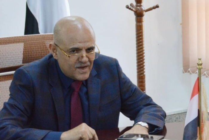 محافظ تعز يوجه بإخلاء المباني والمنشآت المستولى عليها خارج القانون