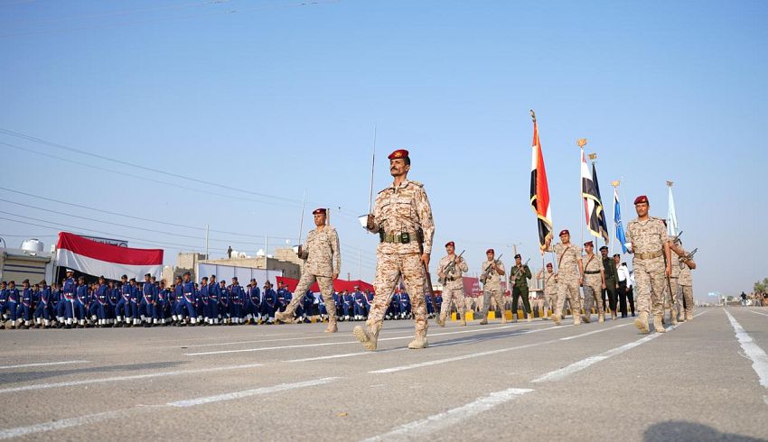 محافظة مأرب تشهد عرضاً عسكرياً مهيباً احتفاءً بأعياد الثورة اليمنية المجيدة