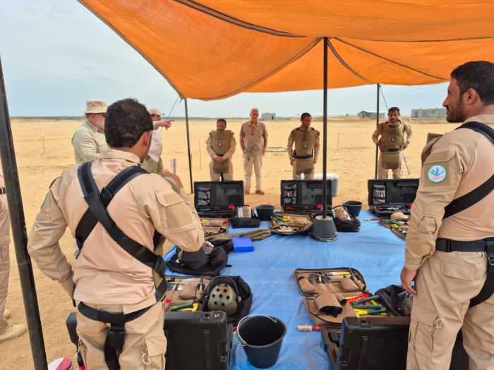 مشروع «مسام» يبدأ عمليات نزع الألغام في مديرية ميدي بمحافظة حجة