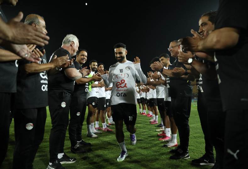 ممر شرفي لـ محمد صلاح