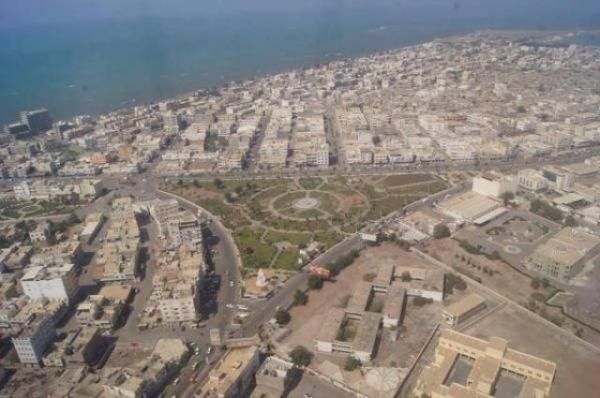 ميليشيا الحوثي تعوض تدمير محطة كهرباء حزيز على حساب أبناء الحديدة