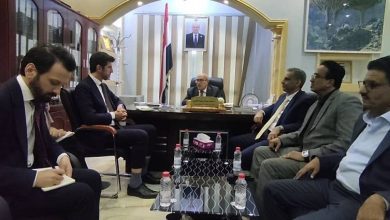 وزير الإدارة المحلية يبحث مع بعثة الاتحاد الاوروبي دعم مشاريع السلطات المحلية
