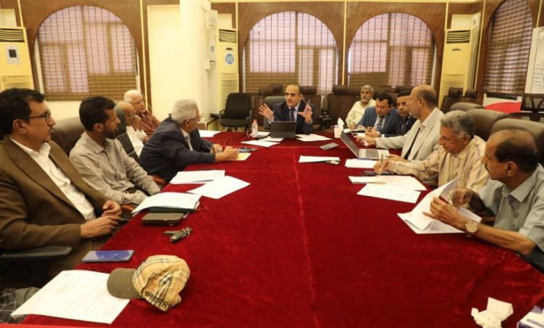 وزير الصحة يترأس اجتماعاً لمجلس إدارة الهيئة العليا للأدوية والمستلزمات الطبية بعدن