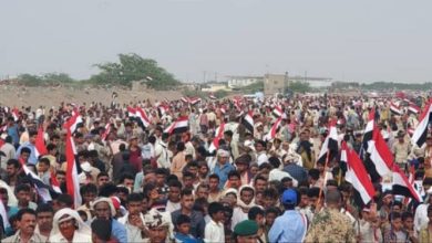 وسط حضور واسع.. انطلاق فعاليات مهرجان الـ26 من سبتمبر في مدينة المخا