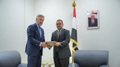 وكيل وزارة الخارجية يتسلّم نسخة من أوراق اعتماد سفير الاتحاد الأوروبي
