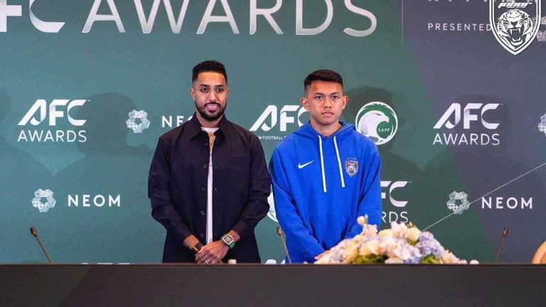 مانشستر يونايتد ينقض على مهاجم القادسية السعودي