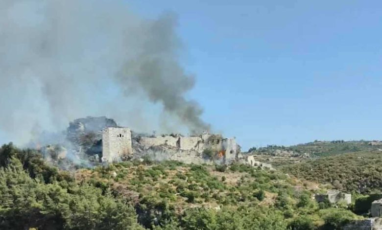 الدفاع المدني السوري يسيطر على حريق قلعة صلاح الدين بريف اللاذقية