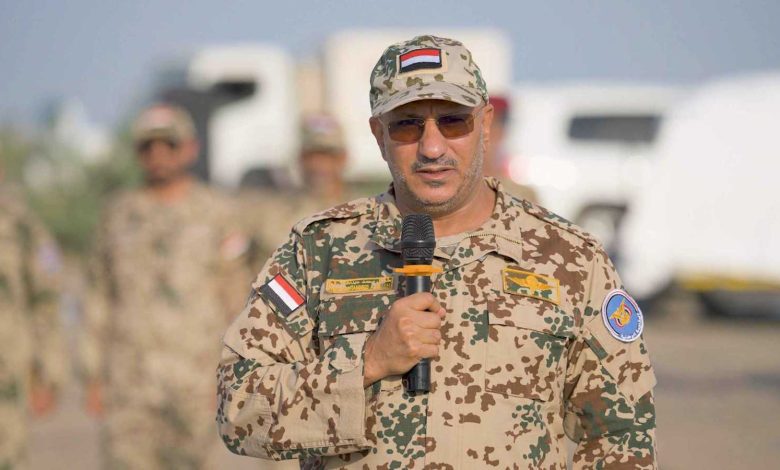 عرّاب الاستيطان وعدو النساء.. من هو أفيغدور ماعوز