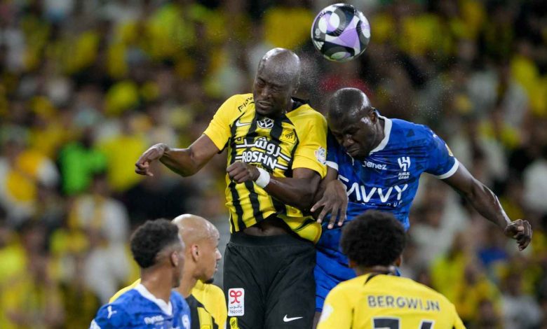 كلاسيكو الاتحاد والهلال والدوري الإيطالي.. مواعيد مباريات اليوم والقنوات الناقلة