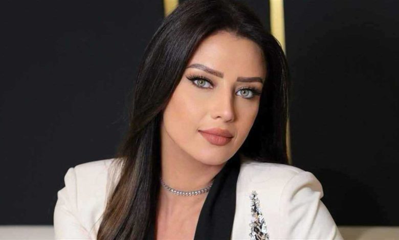 فلوريدا تحارب الثعابين بتحويلها لحقائب يد