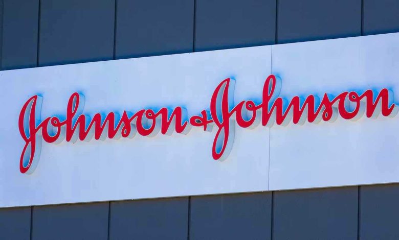 جونسون أند جونسون تواجه دعوى جماعية بسبب "الأسبستوس"