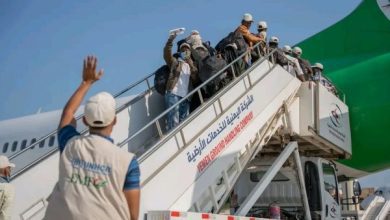 148 لاجئًا صوماليًا يعودون إلى بلادهم