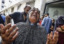 نساء غزة يلدن بين الأنقاض