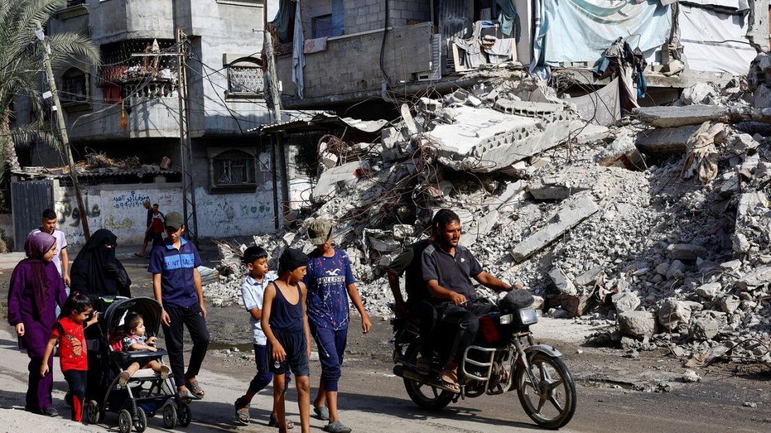 رغم إعلان ترامب بوقف الحرب.. 3 شهداء بقصف الاحتلال مدينة غزة ومخيم النصيرات