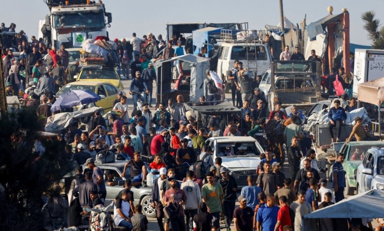 عودة مئات آلاف النازحين إلى شمال غزة وسط جهود حكومية لإعادة الخدمات وبسط الأمن