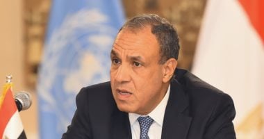 وزير الخارجية يجدد الرفض الكامل لأى مساس بحصة مصر المائية