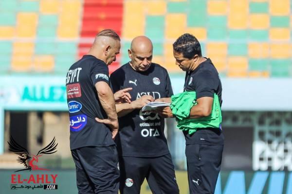 هل تآمر البعض على منتخب مصر من الداخل؟ شوبير يجيب