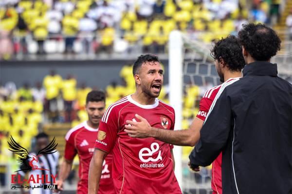 محمد شكري وتريزيجيه على رأس قائمة الأهلي لمواجهة الاتحاد
