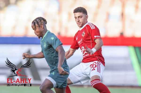 إيقاف كوكا ومروان عطية.. عقوبات الأهلي من رابطة الأندية في الدوري