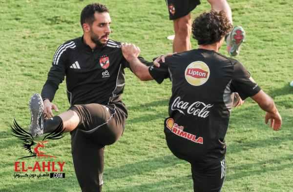 جراديشار وكريم فؤاد على رأس بدلاء الأهلي لمواجهة بتروجيت