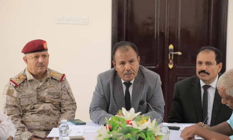 اخبار-حضرموت-|-الوكيل-العامري-يترأس-اجتماع-المكتب-التنفيذي-بمديرية-ساه-ويؤكد-على-أهمية-انتظام-العملية-التعليمية-بالمديرية