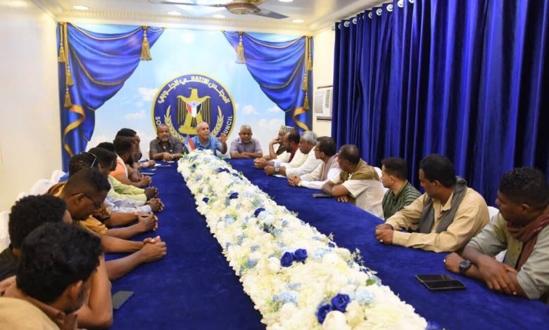 اخبار-حضرموت-|-فريق-التوجيه-والرقابة-الرئاسي-يلتقي-اتحاد-شباب-الجنوب-بحضرموت