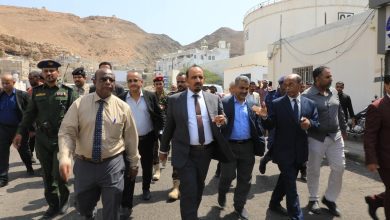 اخبار-حضرموت-|-محافظ-#حضرموت-يعقد-اجتماعًا-لمجلس-إدارة-مؤسسة-#موانئ-البحر-العربي-ويطلع-على-سير-العمل-بميناء-المكلا-ويشدد-على-توسعة-الميناء-بما-يواكب-الحركة-الملاحية-والتجارية