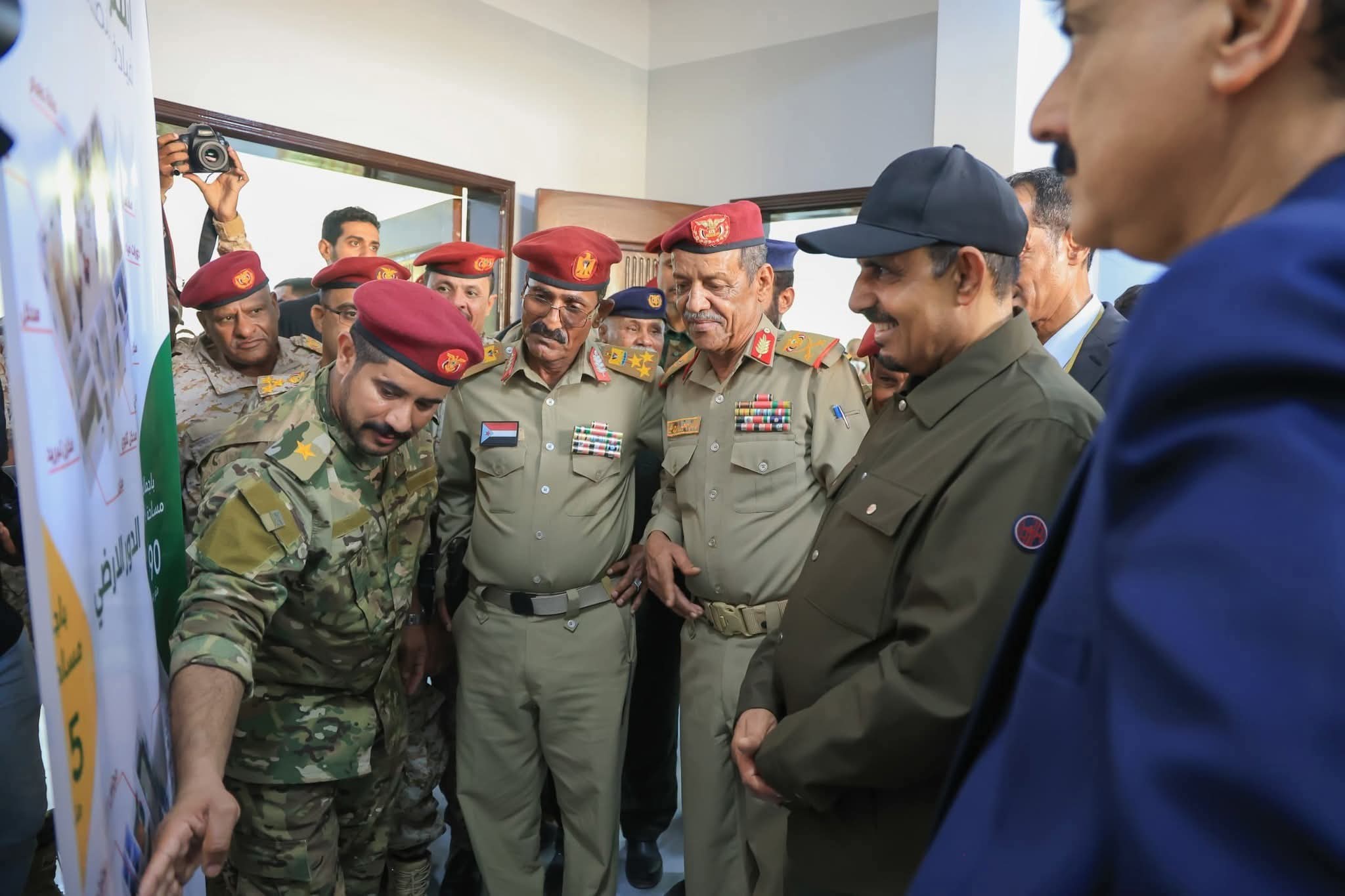 اخبار-حضرموت-|-محافظ-#حضرموت-يفتتح-“استراحة-وميز-الضباط”-بقيادة-المنطقة-#العسكرية-الثانية-في-إطار-تعزيز-بيئة-العمل-العسكري