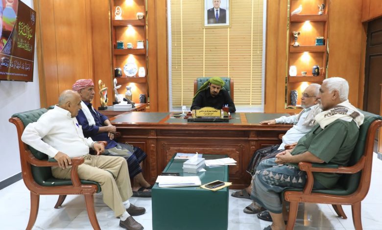 اخبار-حضرموت-|-محافظ-#حضرموت-يناقش-مع-#الكتلة-النيابية-أوضاع-المحافظة-ومتطلبات-تحسين-الخدمات-العامة