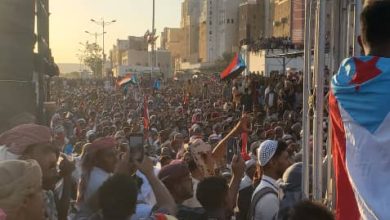 اخبار-حضرموت-|-شاهد-بالصور.حشود-جماهيرية-غفيرة-تحيي-ذكرى-ثورة-14-أكتوبر-بمدينة-شبام-التاريخية-بحضرموت