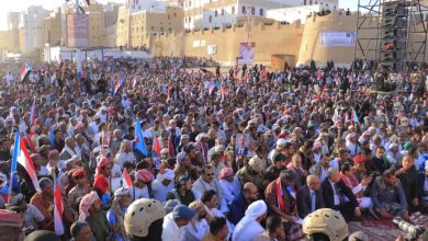 اخبار-حضرموت-|-مدينة-شبام-التاريخية-بمحافظة-حضرموت-تشهد-مهرجان-جماهيريا-حاشدا-بمناسبة-الذكرى-الـ62-لثورة-14-اكتوبر-المجيد-(بيان)