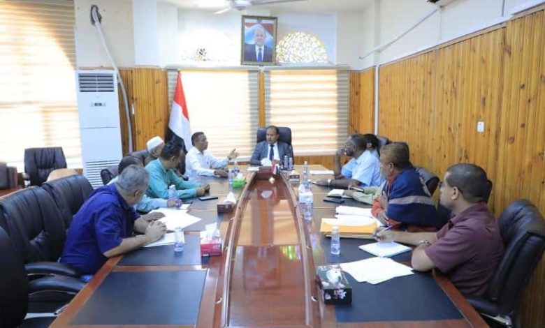 اخبار-حضرموت-|-الوكيل-العامري-يوجه-ببدء-تنفيذ-مشروع-بناء-صفوف-إضافية-بمدرسة-الواسطة-بتريم