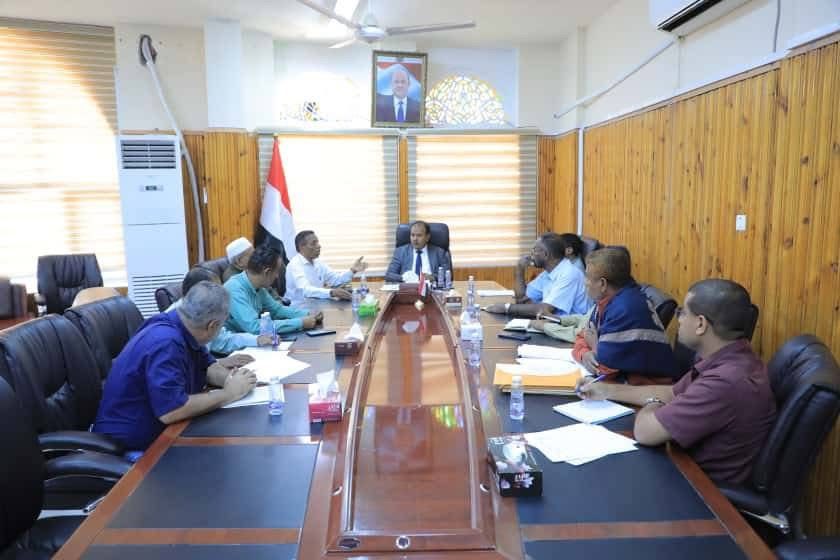 اخبار-حضرموت-|-الوكيل-العامري-يوجه-ببدء-تنفيذ-مشروع-بناء-صفوف-إضافية-بمدرسة-الواسطة-بتريم