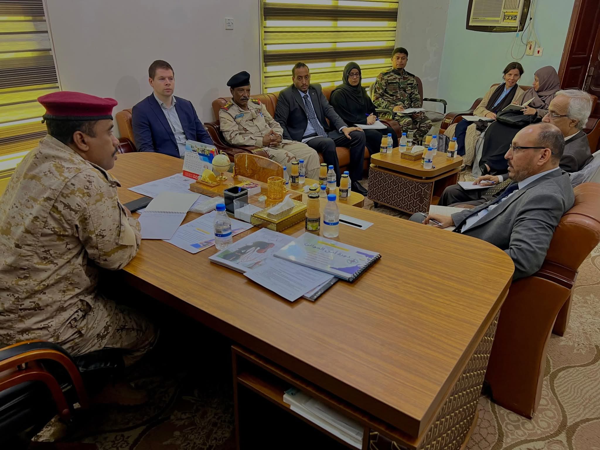 اخبار-حضرموت-|-العقيد-الصاعي-يبحث-مع-وفد-المبعوث-الأممي-سبل-تعزيز-#الأمن-البحري-ومكافحة-#التهريب