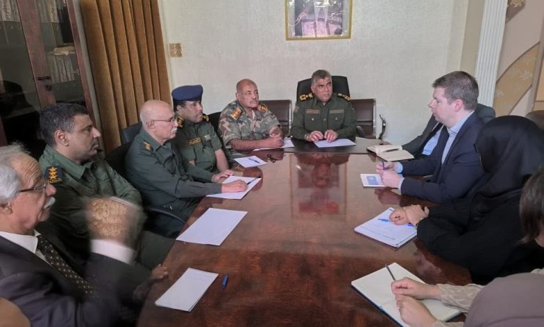 اخبار-حضرموت-|-مدير-الأمن-والشرطة-بساحل-حضرموت-يناقش-مع-مكتب-المبعوث-الأممي-مستجدات-الأوضاع-الأمنية-بالمحافظة