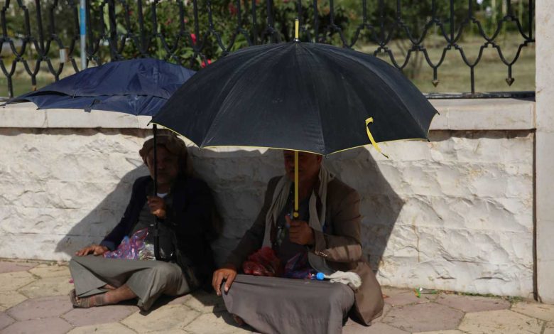 وصول حافلات تقل معتقلين فلسطينيين إلى رام الله (فيديو)