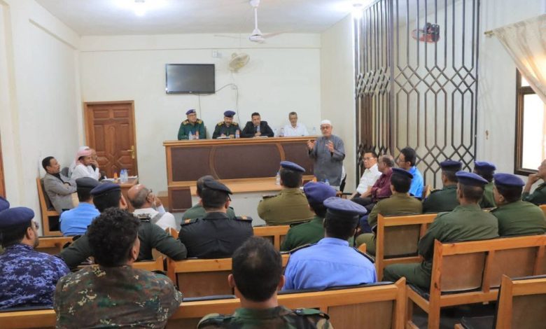 اخبار-حضرموت-|-لقاء-قضائي-أمني-موسّع-بـ-#سيئون-لتعزيز-التنسيق-بين-النيابة-العامة-والوحدات-#الأمنية-بوادي-حضرموت