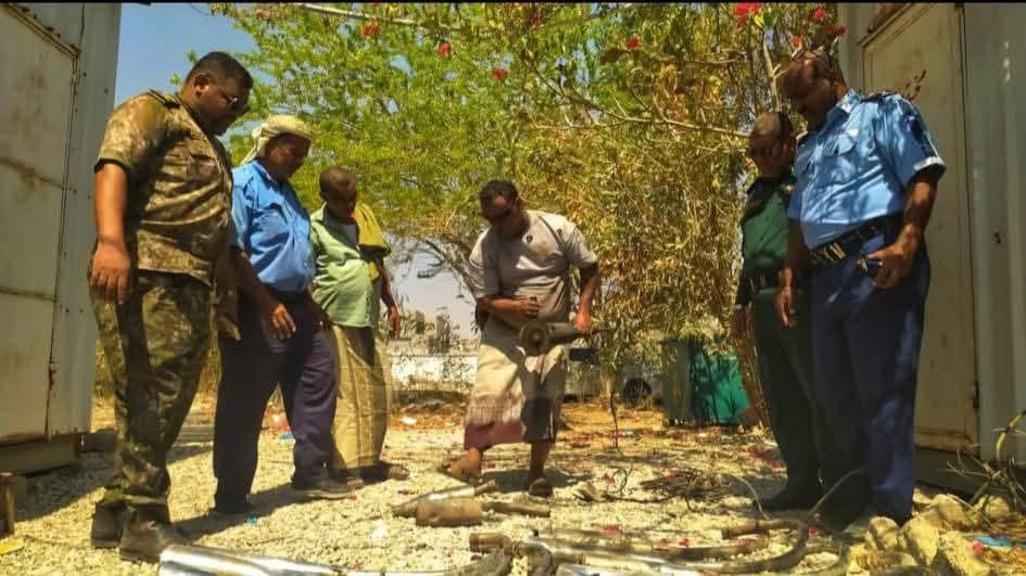 اخبار-حضرموت-|-شرطة-السير-تضبط-عددًا-من-الدراجات-النارية-المخالفة-بالمكلا-وتبدأ-بقطع-القزوزات-المزعجة