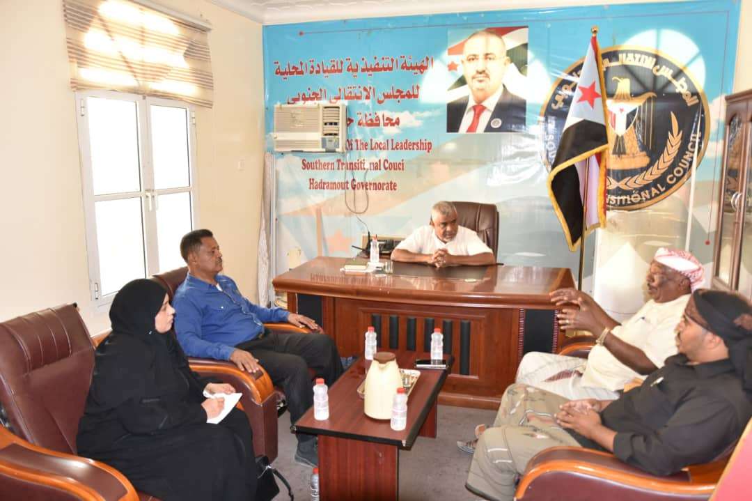 اخبار-حضرموت-|-فريق-#التوجيه-والرقابة-الرئاسي-يلتقي-رئيس-تحالف-#عماد-بالمكلا