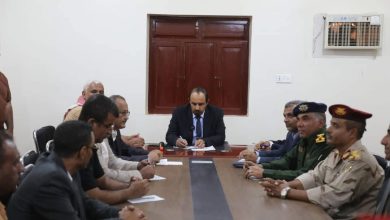 اخبار-حضرموت-|-#محافظ-حضرموت-يرأس-اجتماعًا-لقيادة-السلطة-المحلية-والمكتب-التنفيذي-بمديرية-#دوعن