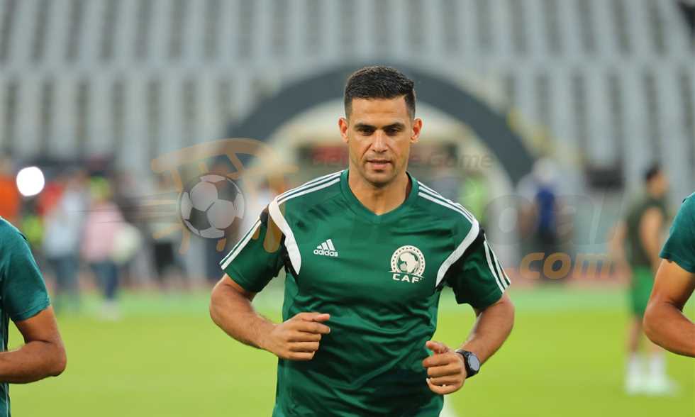 معروف حكم مباراة الزمالك والمحلة.. وعبد العزيز السيد للفيديو