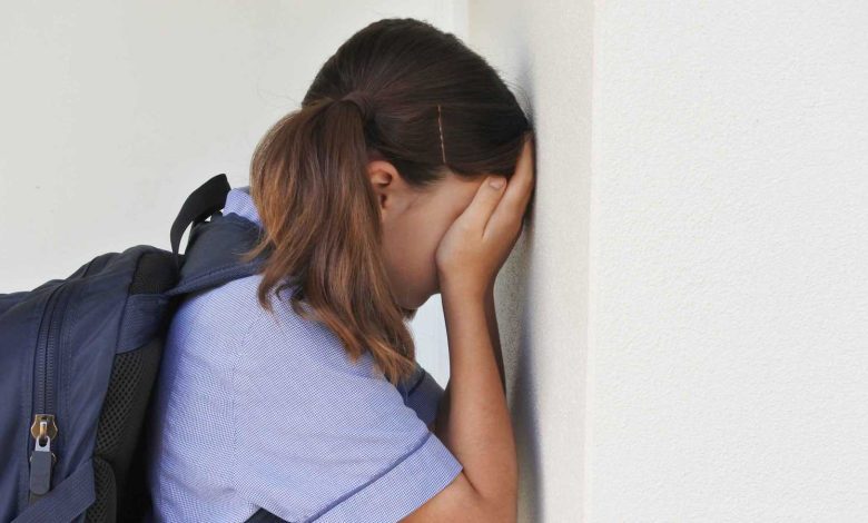 إنقاذ امرأة احتُجزت 27 عامًا داخل منزل والديها