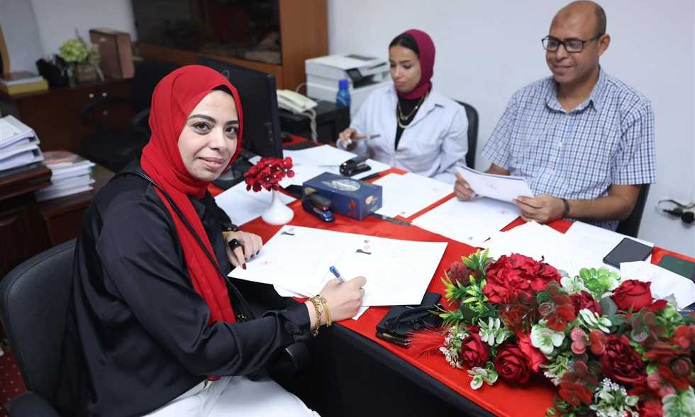 "من أجل الحفاظ على الاستقرار".. منار سعيد تعلن انسحابها من انتخابات الأهلي