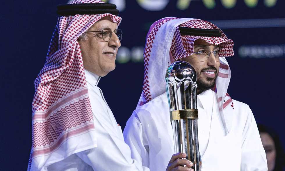 للمرة الثانية.. سالم الدوسري أفضل لاعب في آسيا