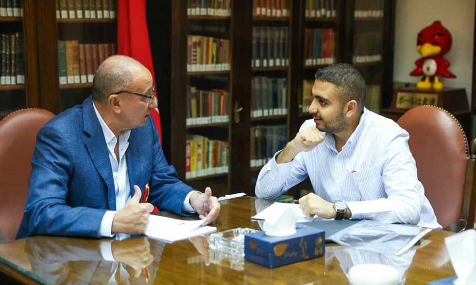 إبراهيم العامري: علم الأهلي فوق منزلنا.. وهكذا ضمني الخطيب للقائمة