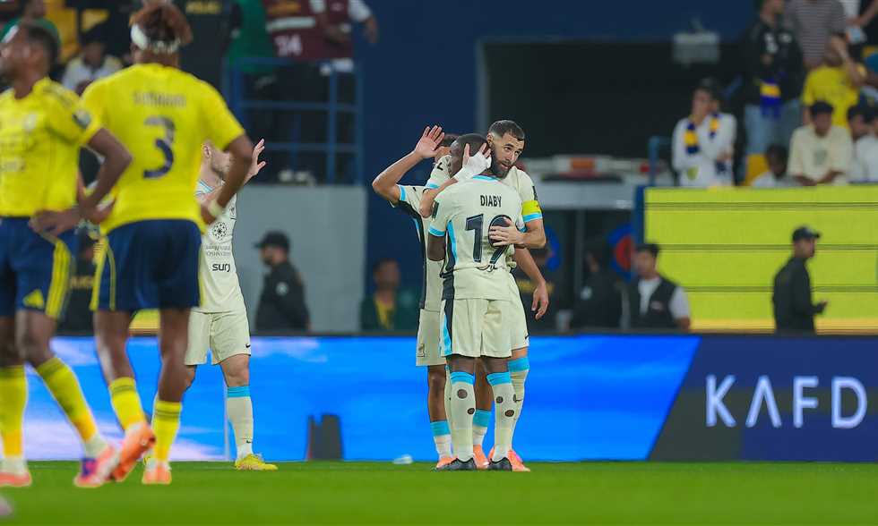 بنزيمة يطيح بـ رونالدو.. اتحاد جدة يفوز على النصر ويواصل حملة الدفاع عن لقب كأس الملك