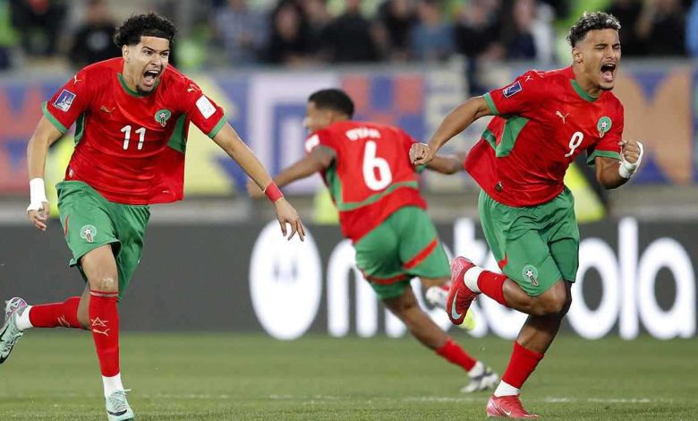 شبيبة القبائل تكتسح المنستيري التونسي وتقترب من دور المجموعات لأبطال إفريقيا