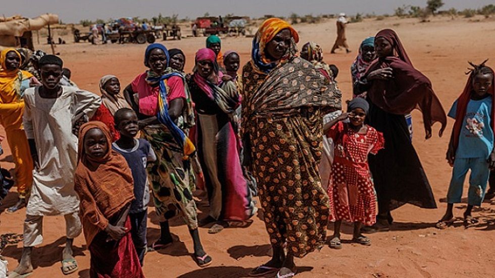 السعودية تعرب عن قلقها واستنكارها للانتهاكات الإنسانية في الفاشر وتدعو لوقف إطلاق النار فورا