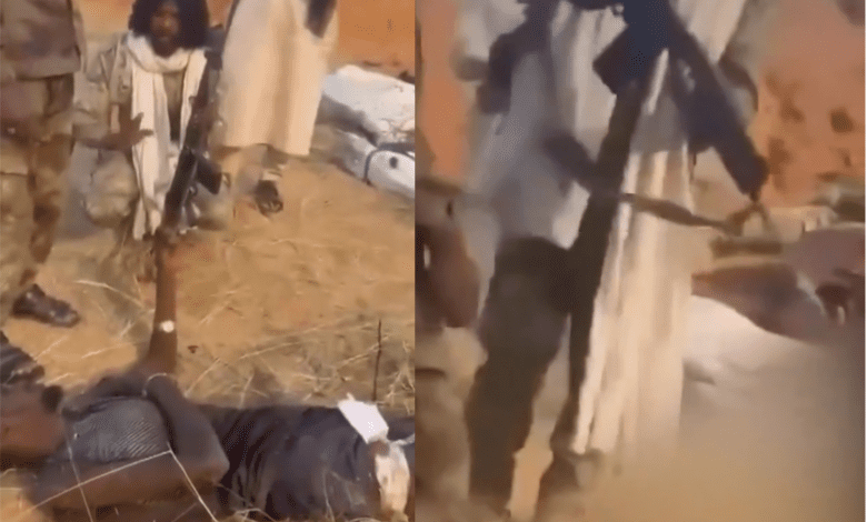 بدم بارد.. مشاهد صادمة لجريح في الفاشر يتوسل لقاتله