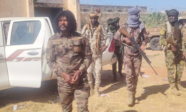 السودان.. اعتقال السفاح "أبو لولو" بعد فيديوهات تلذذه بإعدام ضحاياه وتصويرهم (صور + فيديو)